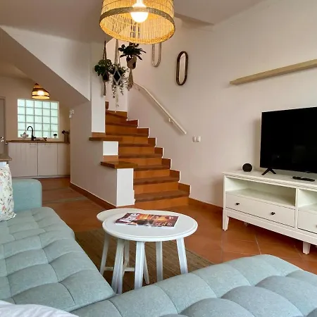 Portugal Secret 2 By Coral - Townhouse Rooftop Vakantiehuis